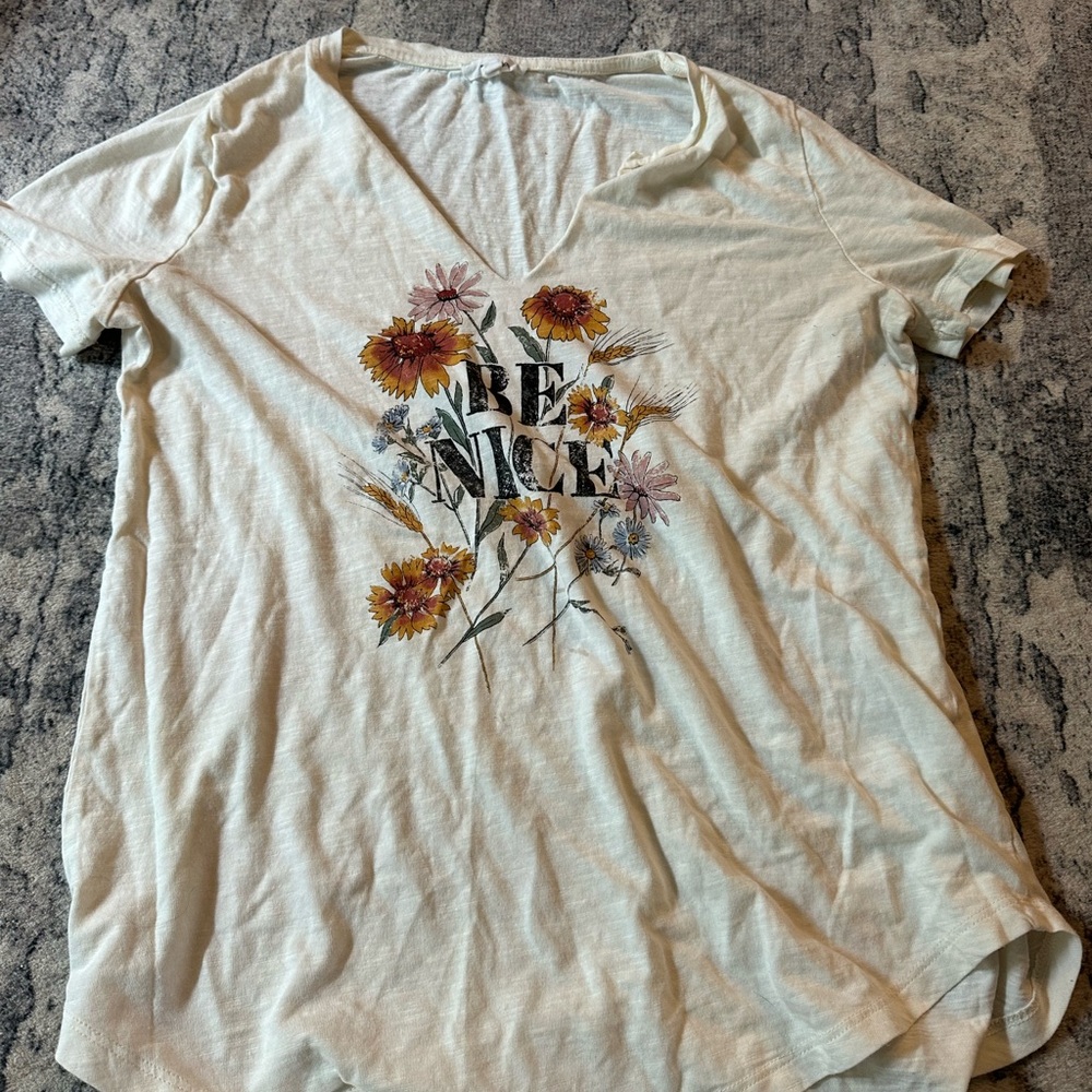Great quality shirt, supper cute